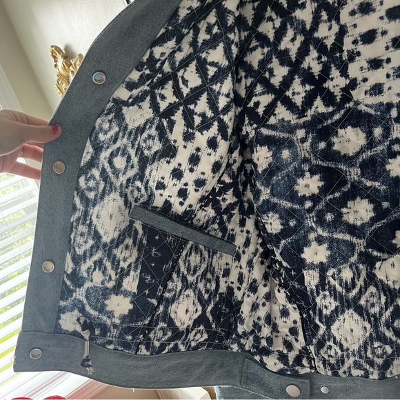 BLANK NYC Quilted Reversible Jacket - Picture 5 of 6